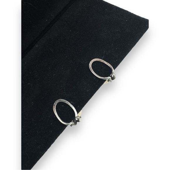 Christian Dior Late 1970's Vintage Glass Pearl Clip Earrings - Picture 6 of 12